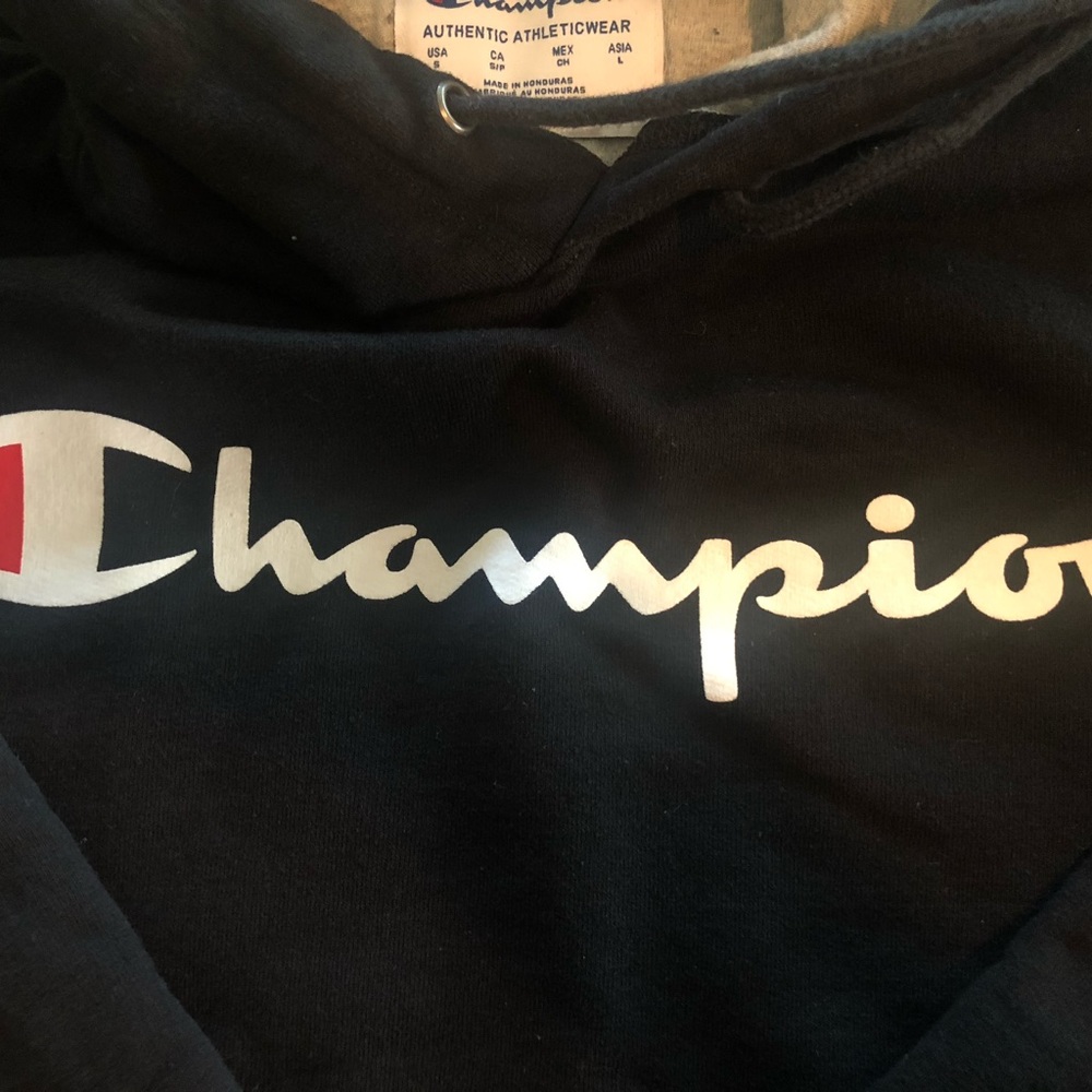 WOMEN’S CHAMPION HOODIE